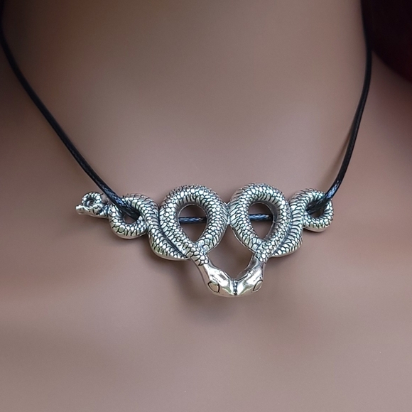 Two-Layered Alloy Short Snake Chain Lock Necklace Choker Goth Punk Rock - Picture 4 of 8